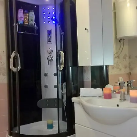 ヤスミンカ アパート ソリン